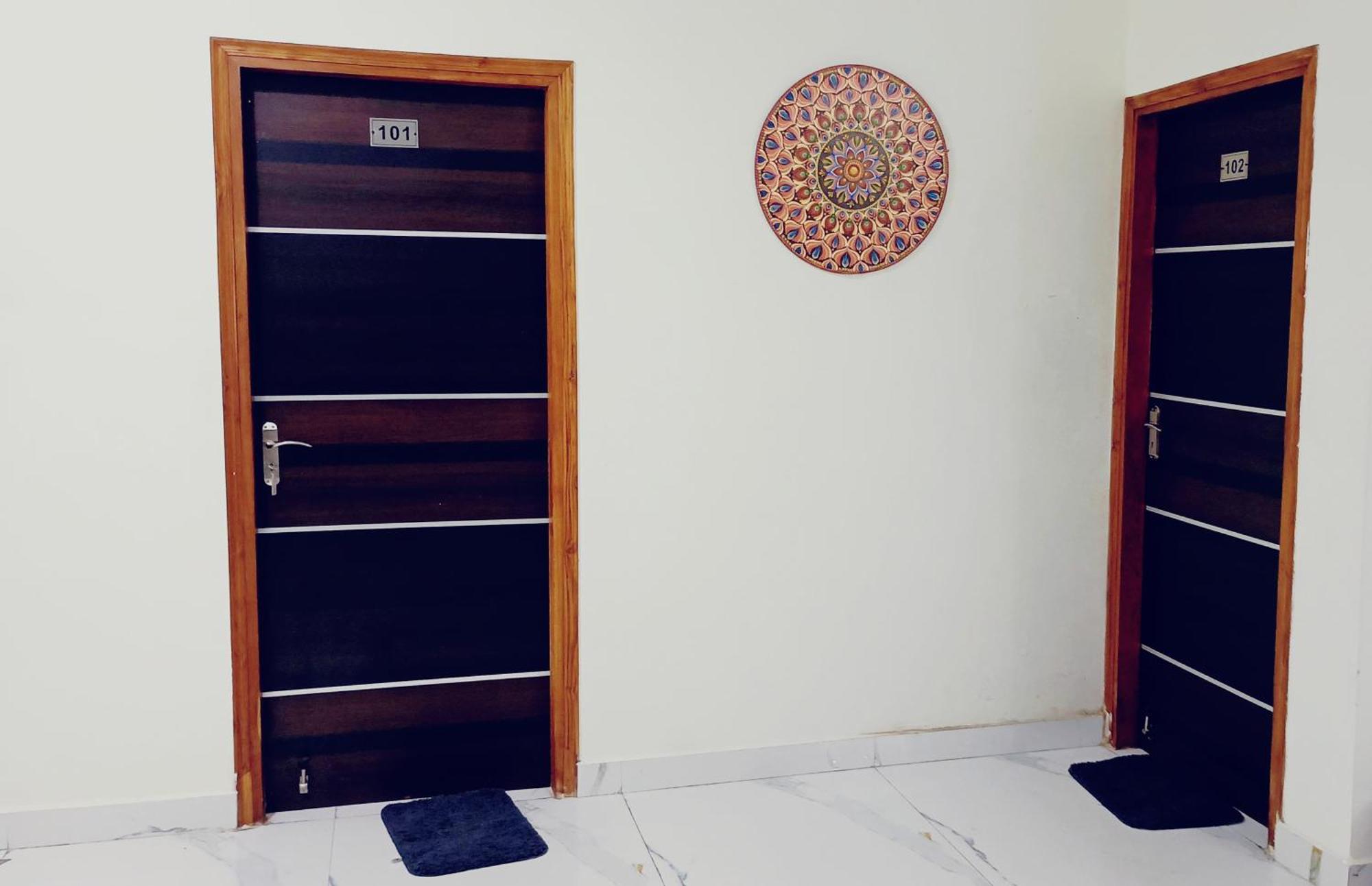 Two Bhk Abode In Golf City لاكناو المظهر الخارجي الصورة